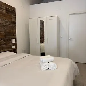 https://fantastico-y-luminoso-estudio-en-malaga.es-andalucia.com